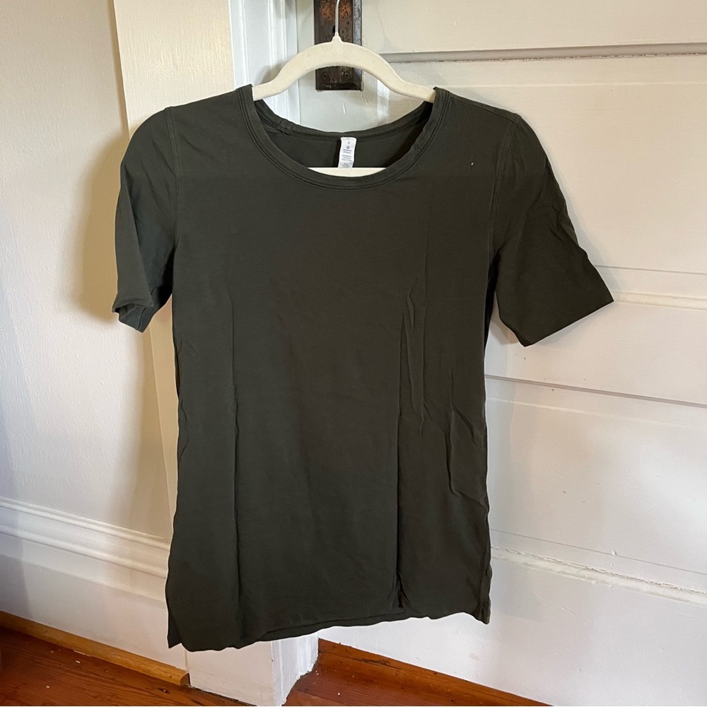 Lululemon Forest Green Athletic Top